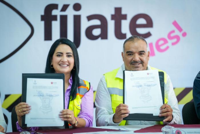 Gladyz Butanda promueve uso responsable del casco en Jacona