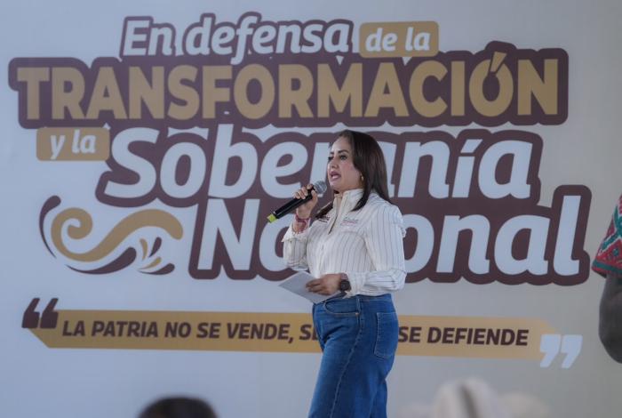 Gladyz Butanda recoge propuestas de productores michoacanos para consolidar la 4T en el campo