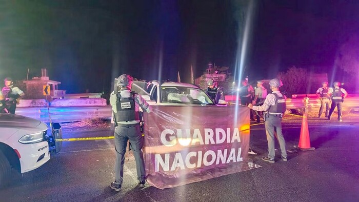 GN asegura vehículo con armamento tras persecución a convoy en Guanajuato