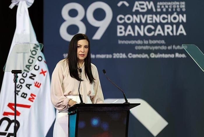 Gobernadora de Banco de México alerta que se han "intensificado" los riesgos geopolíticos