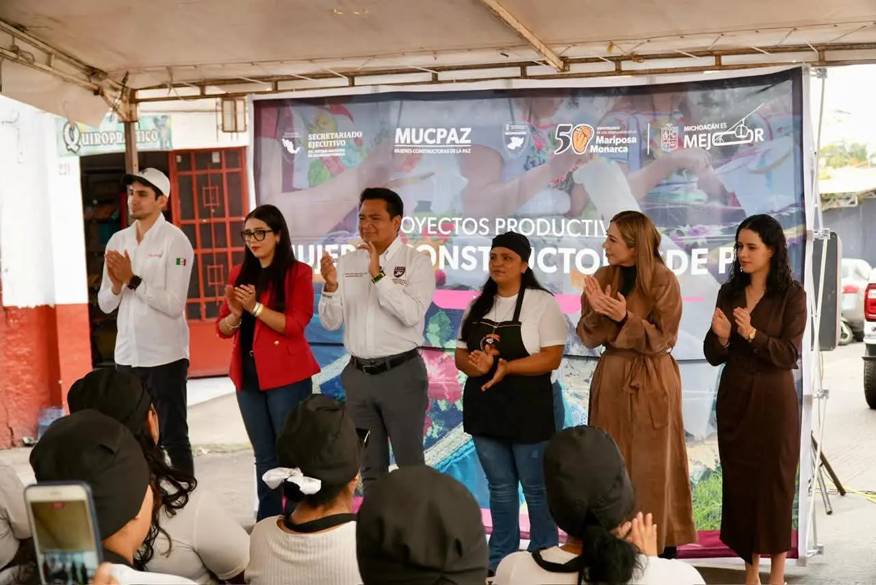 Gobierno de Ario fortalece economía familiar e inaugura panadería como parte del programa “Mujeres Constructoras de Paz“