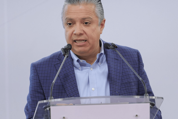 Gobierno de Michoacán cumple con pago puntual de aguinaldos y prestaciones a empleados