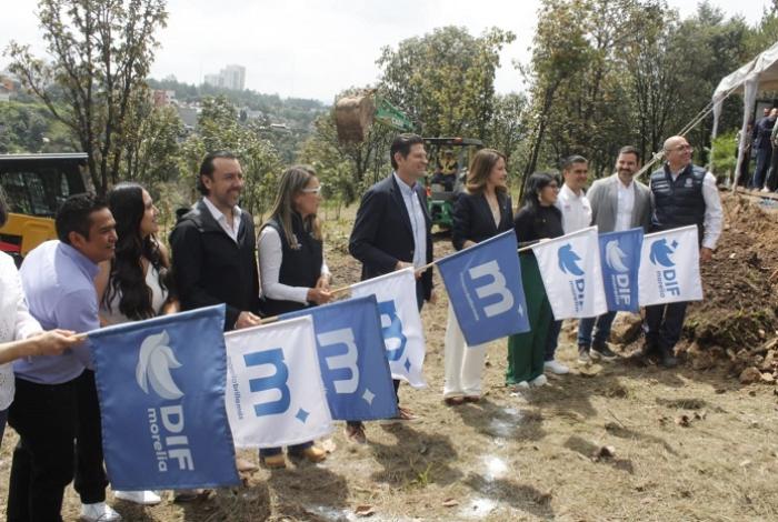 Gobierno de Morelia coloca la primera piedra de la Casa del Adulto Mayor: envejecer debe vivirse como una etapa luminosa