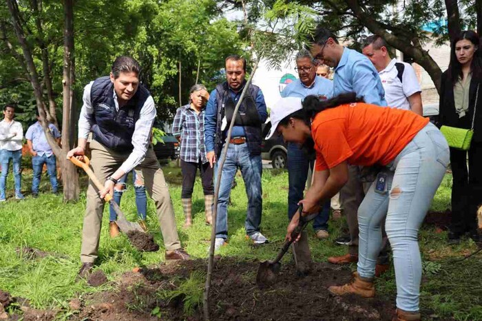 Gobierno de Morelia interviene Parque Lineal Bicentenario