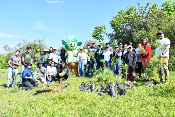 Gobierno de Morelia lleva jornada de reforestación a Tiripetío