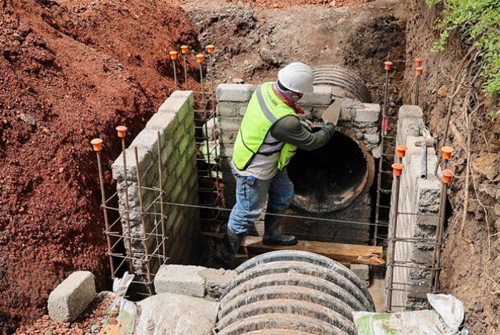 Gobierno estatal destaca que con el Morebús también se modernizan tuberías y alcantarillas en Morelia