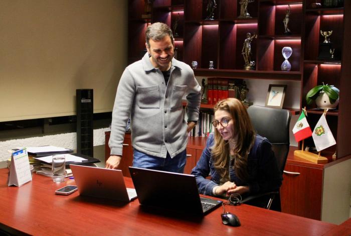 Gobierno Municipal reconocerá a quienes sirven con amor a Morelia: Contralora