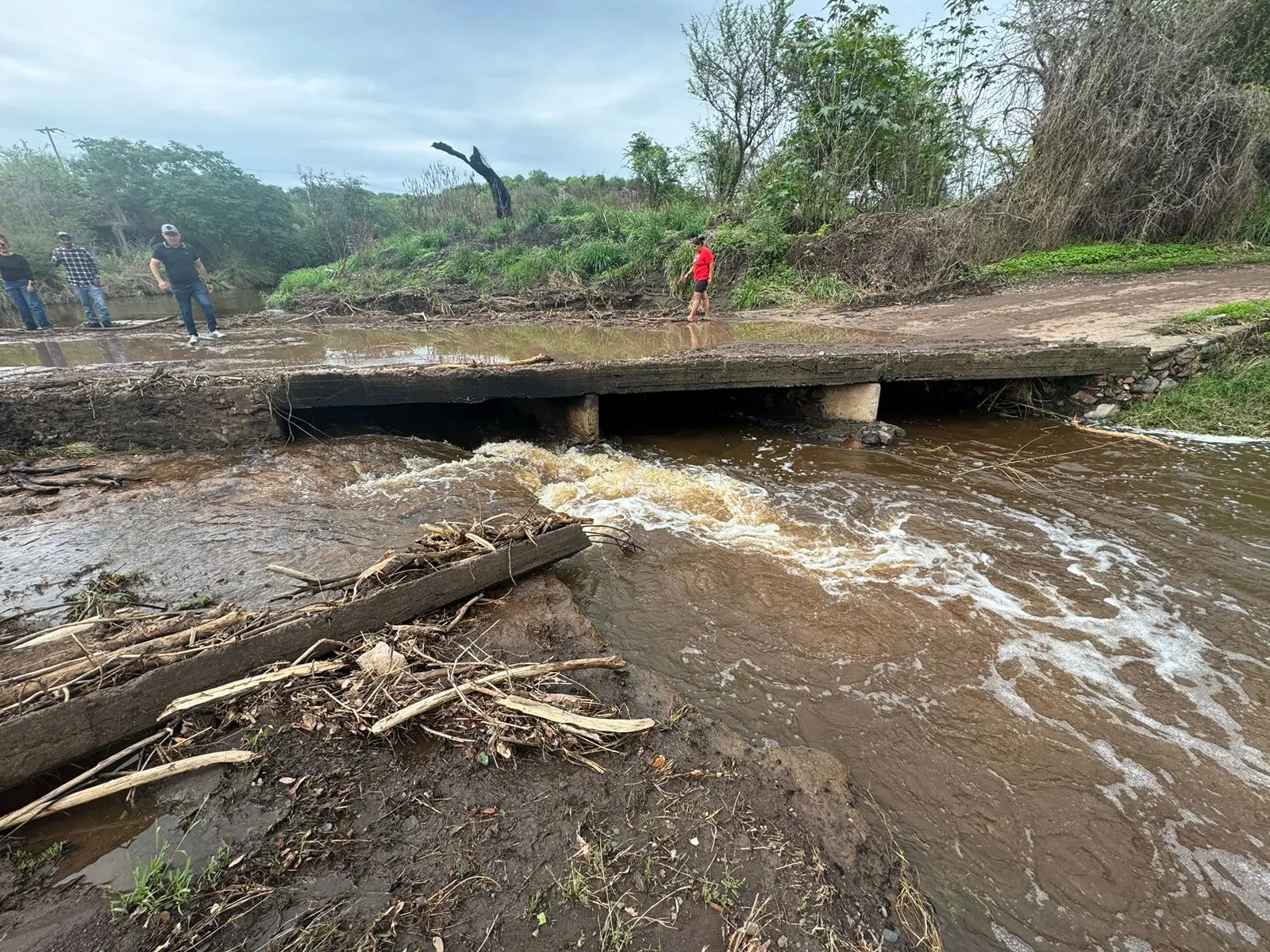 Gobierno que encabeza Fanny Arreola Envía Ayuda a la Zona Rural Afectada por Lluvias