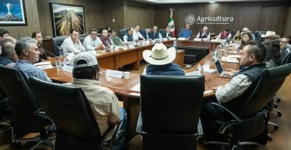 Gobierno y sectores del campo pactan ruta de trabajo y evitan paralización de vías nacionales