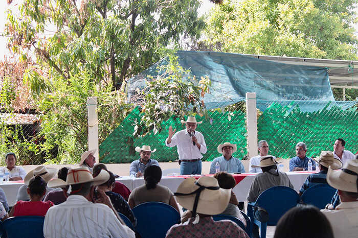 Gobiernos federal y estatal, junto con ejidatarios, construirán presa en Tuzantla