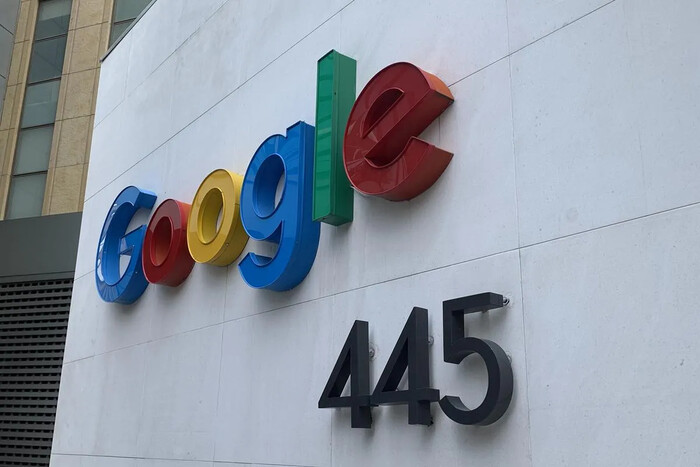 Google actualiza su política de IA eliminando restricciones sobre armas y vigilancia