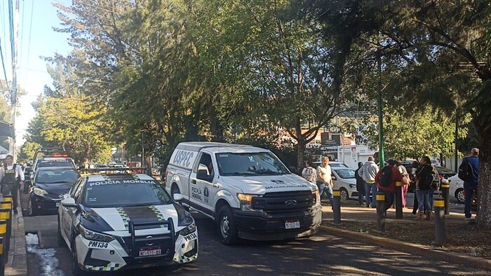 Graves, dos hombres atacados a balazos cerca del IMSS Camelinas