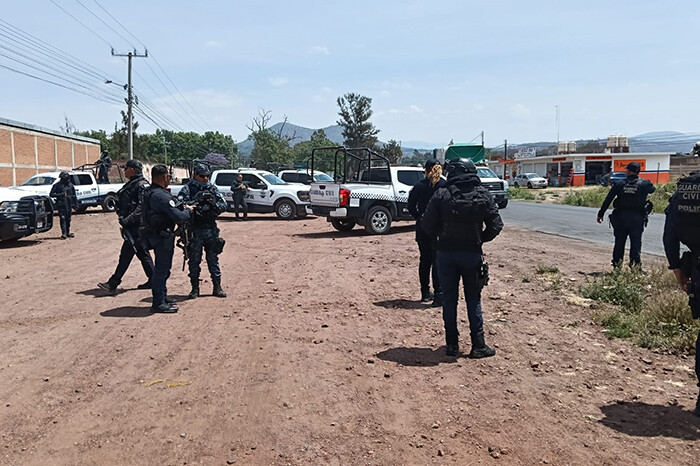 Guardia Civil y policías municipales aseguran un vehículo robado en Irimbo; recién lo habían reportado