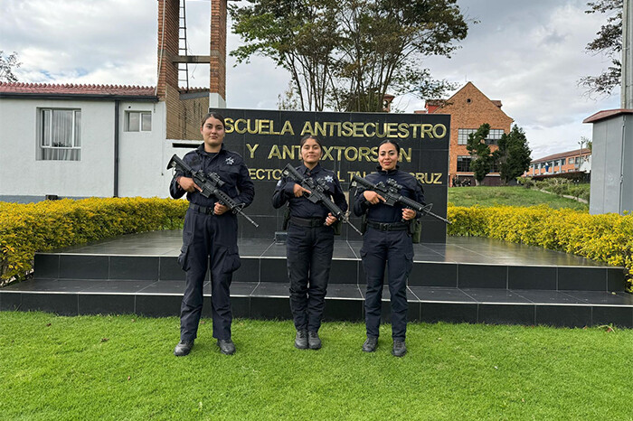 Guardias civiles de Michoacán se capacitan en Colombia para el combate al secuestro y la extorsión