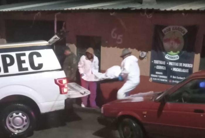 Hallan a hombre asesinado en el centro de Pátzcuaro
