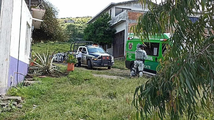 Hallan cuerpo de hombre asesinado en el cerro del Punhuato