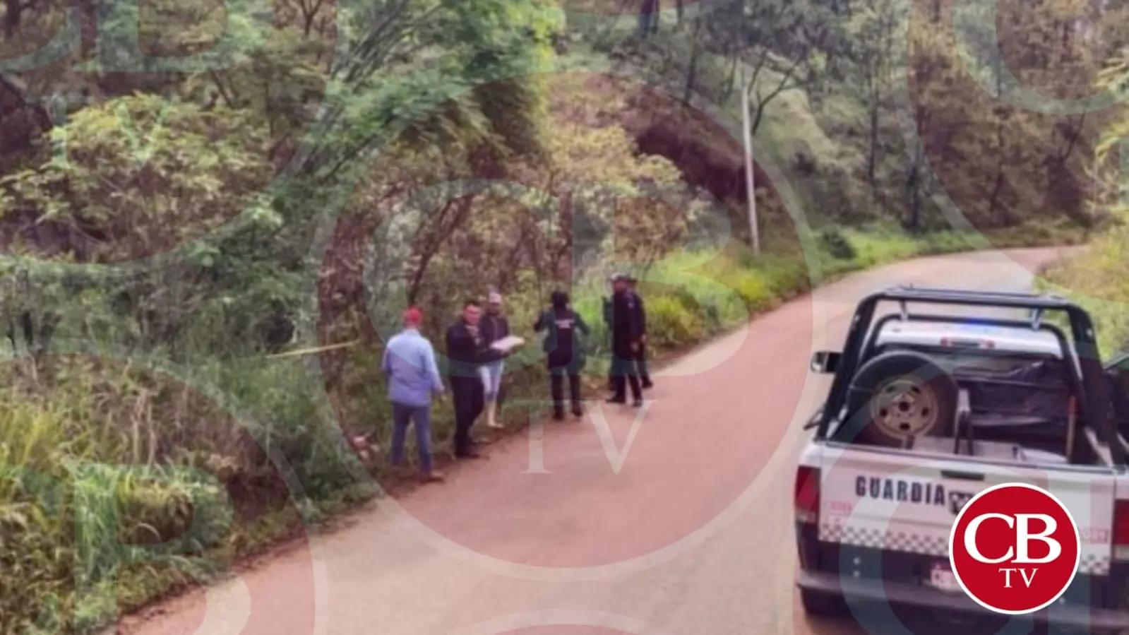 Hallan un cuerpo putrefacto en un túnel pluvial en Uruapan