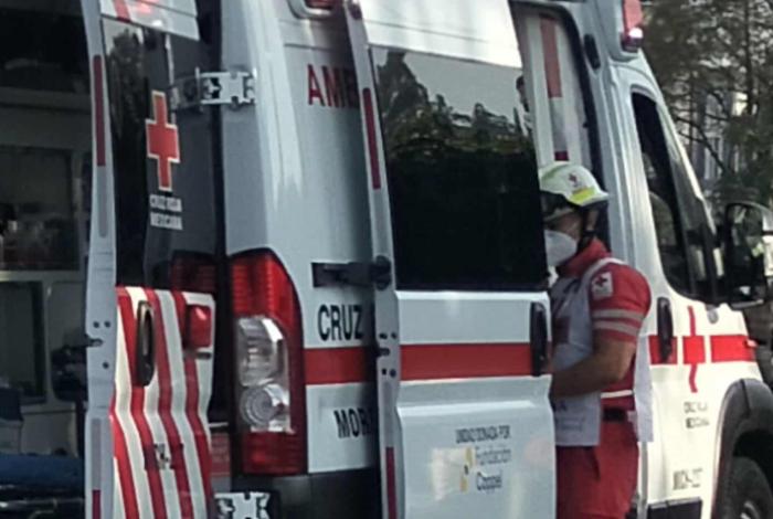 Hieren de bala a cobrador al intentar asaltarlo en el sur de Morelia; el agresor escapó