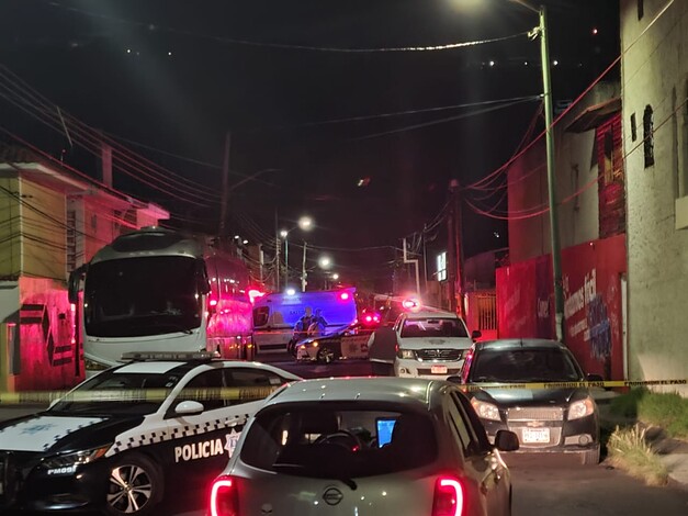 Hombre muere dentro de auto en la colonia Comisión Federal de Electricidad, Morelia