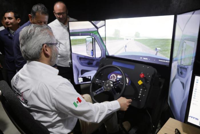 Icatmi eleva calidad de profesionalización para operadores de tractocamión en Villas del Pedregal