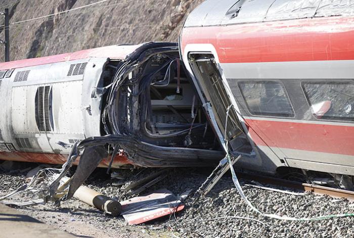 Identifican a 41 de las 43 víctimas mortales del accidente ferroviario de España