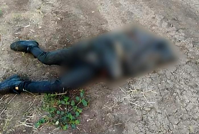 Identifican al hombre encontrado sin vida en brecha de Apatzingán; era originario de Tancítaro