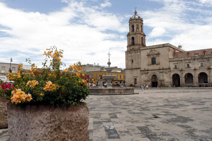 IMÁGENES NUESTRAS | Plaza Valladolid, sitio de mercados