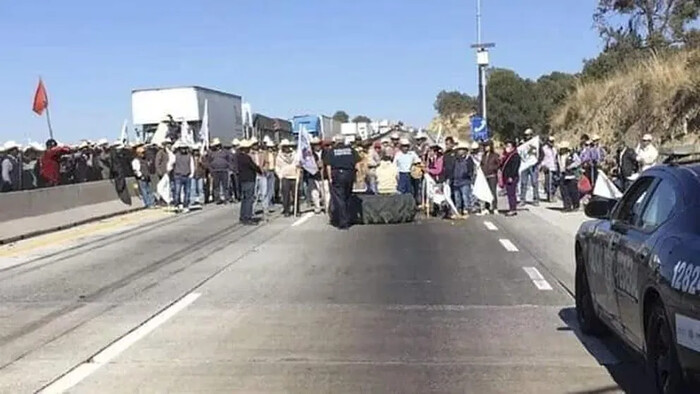 Impacto del Bloqueo en la Carretera México-Puebla en la Economía