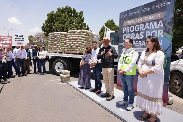 Impulsa Bedolla obras en Yurécuaro, con cemento y 18 mdp del Faeispum