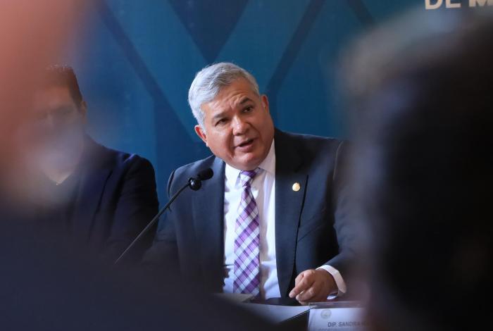 Impulsa Juan Antonio Magaña de la Mora ley para evitar juicios largos y fortalecer la solución pacífica de conflictos