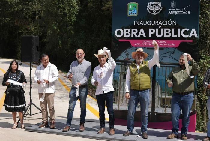 Inaugura Bedolla calle y domo en autogobierno de Donaciano Ojeda