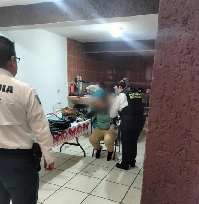 Incendia su vivienda tras discusión en Jaujilla