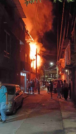 Incendio consume domicilio en la colonia Tierra y Libertad