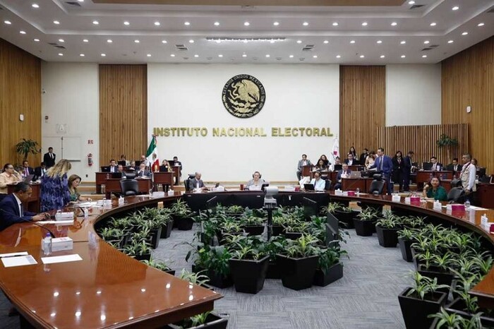 INE notifica al Senado sobre solicitud de cancelación de candidaturas