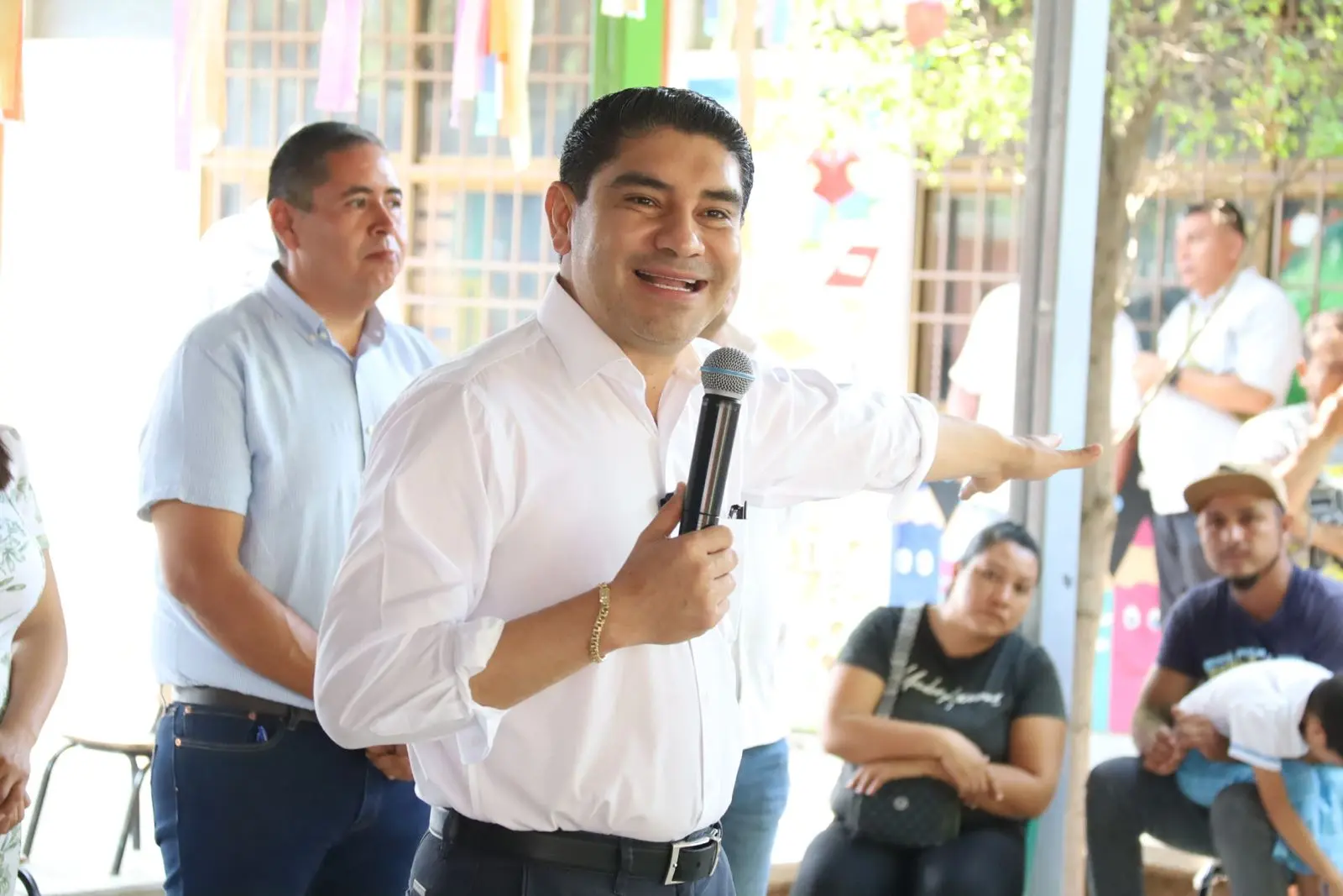 Inicia Pablo Varona construcción de un techo más, ahora para Jardín de Niños “Federico Froebel”