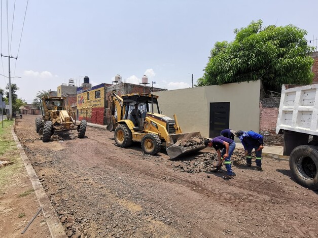 Inicia Zamora reencarpetamiento de carril oriente del Circuito Vial Galeana