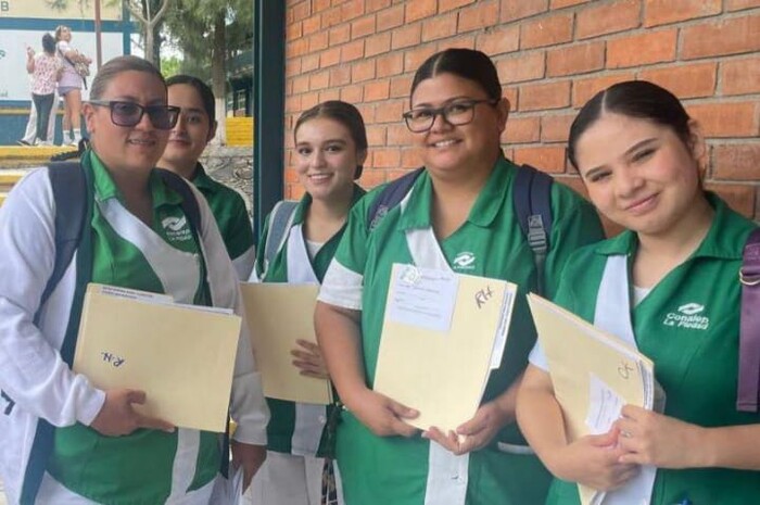 Inician servicio social estudiantes de Enfermería del Conalep