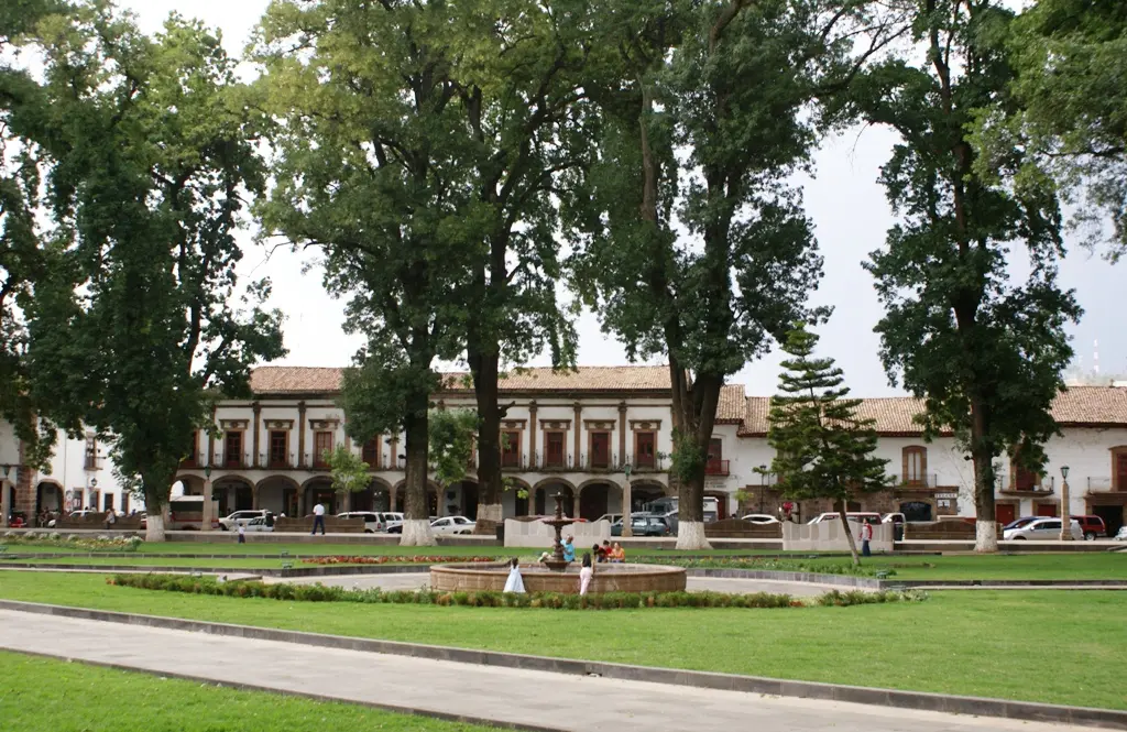 Instalarán parquímetros en la zona centro de Pátzcuaro