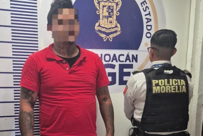 Intentaba escapar con desodorantes y otros artículos de la farmacia Guadalajara, ya fue detenido