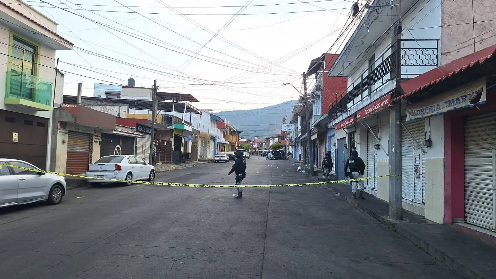 Intentan matar a dos hombres a balazos en Uruapan