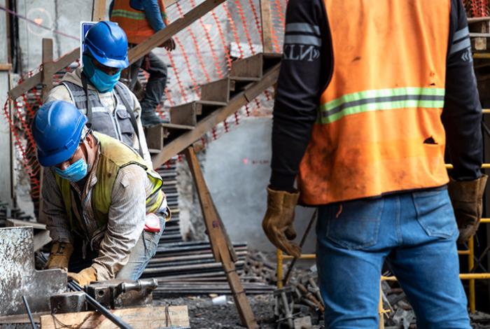 Inversión fija bruta en México rompe racha de 17 meses de caídas