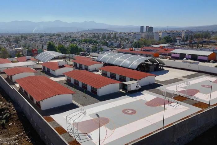 Inversión histórica transforma las escuelas de Michoacán para el bienestar: SEE