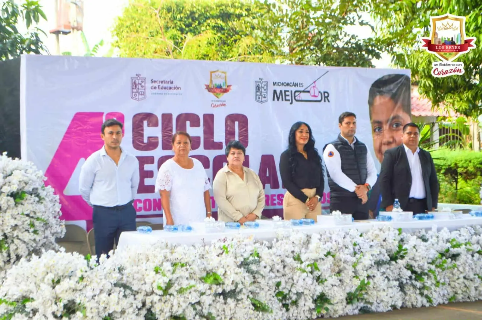 Invertir en educación, garantiza un mejor presente y futuro para Los Reyes: Humberto Jiménez Solís