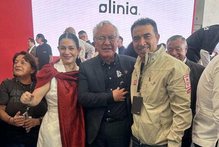 Investigador del Tec de Morelia lidera control de calidad en "Olinia", el primer auto eléctrico mexicano