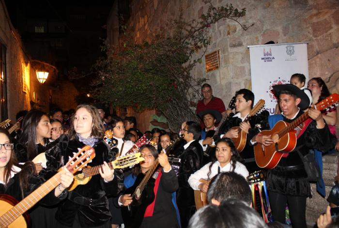 Invita Gobierno de Morelia a disfrutar de tradicional callejoneada con recorrido cultural y musical al ritmo de gaitas