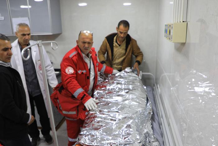 Israel mata a otros 2 palestinos en un nuevo ataque en el centro de Gaza