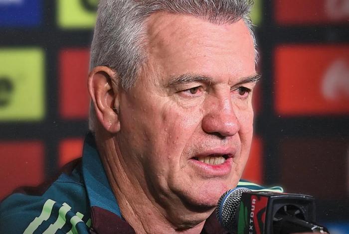 Javier Aguirre asume responsabilidad tras contundente derrota de México ante Colombia