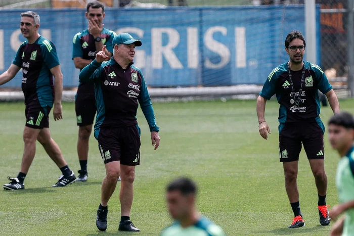 Javier Aguirre ha decidido no darle tiempo de juego al portero Álex Padilla en el partido contra Canadá