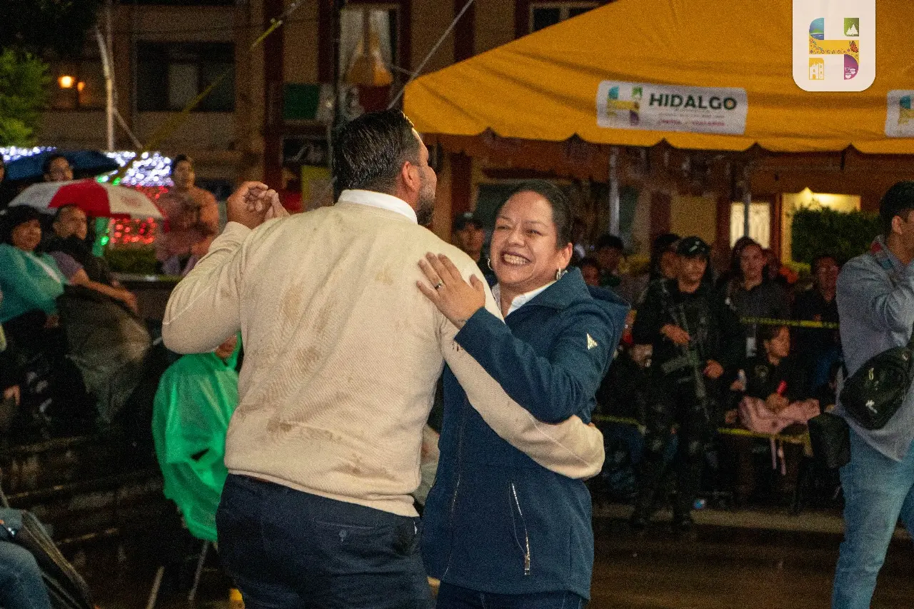Jeovana Alcántar, asistió al XII Festival Nacional del Mariachi que se llevó a cabo con gran éxito en el Jardín Municipal