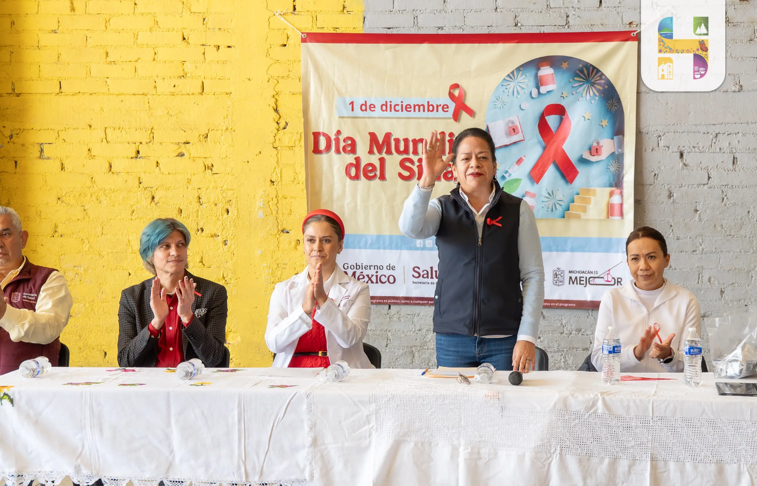 Jeovana Alcántar, encabezó la caminata y acto conmemorativo del Día Mundial del SIDA